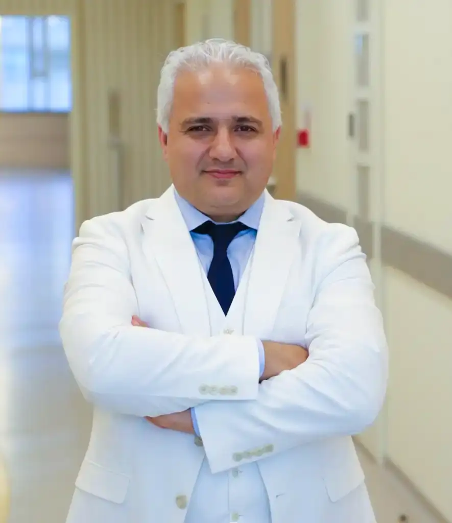 Prof. Dr. Akın Akakın — Ameliyathane